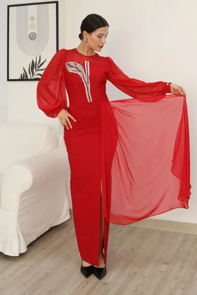 Yakası Tül Bel Detaylı Pile ve Yırtmaçlı Abiye Elbise 2313-Kırmızı