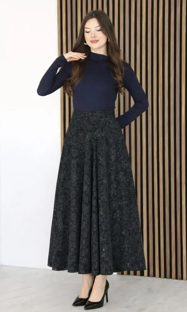 Baskılı ve Payetli Kadife Uzun Kloş Etek 6079-Siyah/Çağla