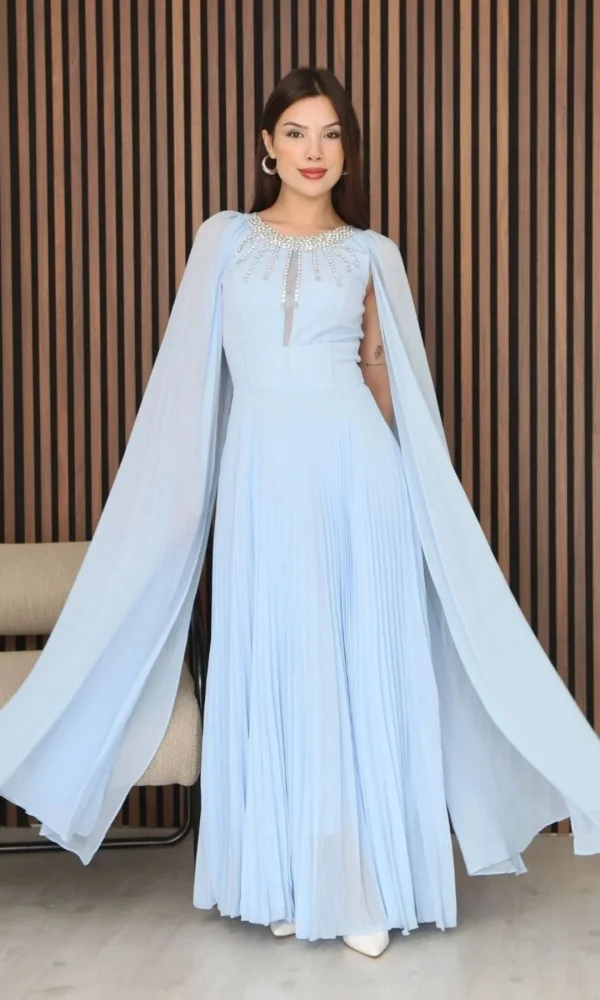 Pelerin Kollu Taş İşlemeli ve Bel Detaylı Abiye Elbise 2256-Bebe Mavisi