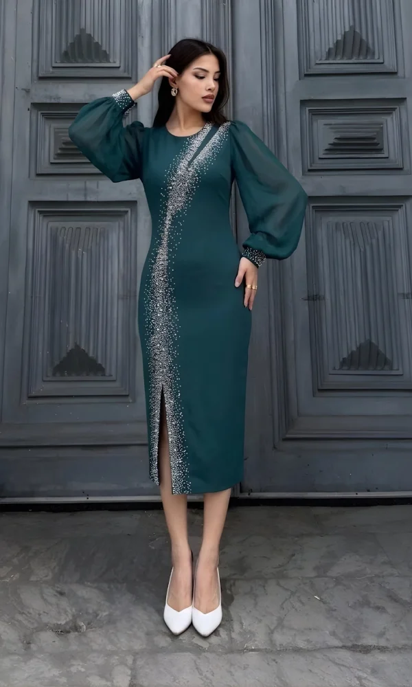 Yaka Detaylı Taş ve İnci Süslemeli Abiye Elbise 2204-Yeşil