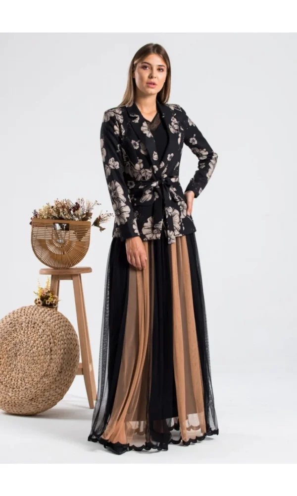 Ceket Ve Elbise Kombini