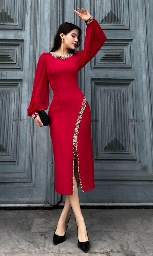 İnci Süsleme Detaylı Yırtmaçlı Abiye Elbise 2223-Kırmızı