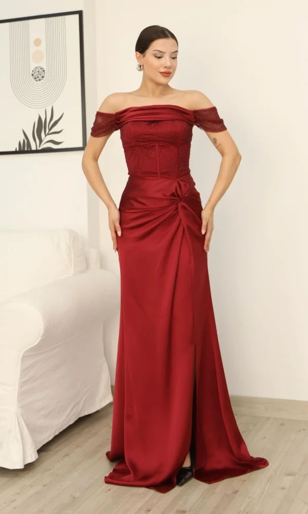 Straplez Yaka File ve Bel Detaylı Saten Abiye Elbise 2368-Bordo