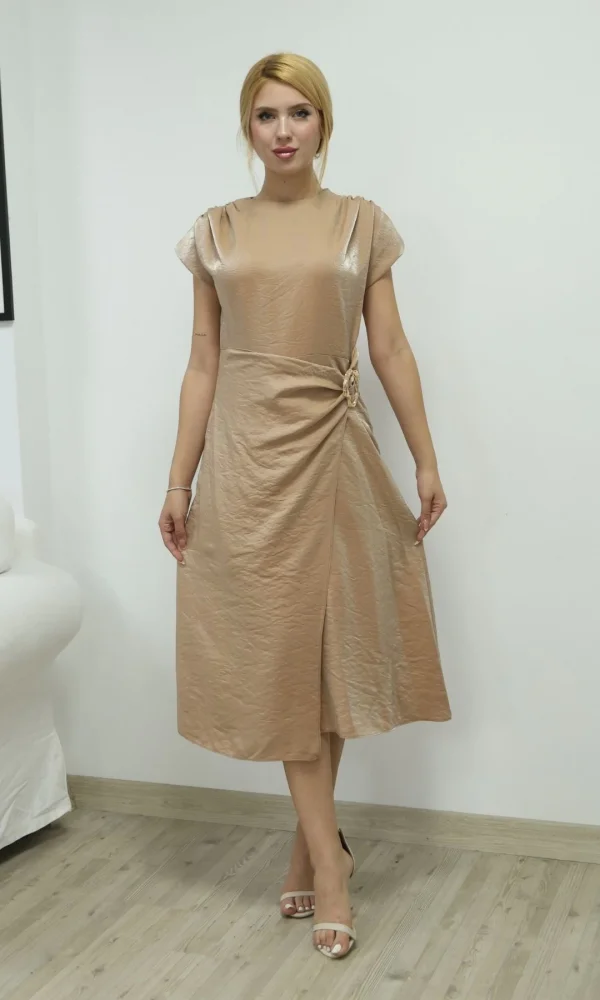 Toka ve Drape Detaylı Soft Saten Midi Elbise 6042-Bej