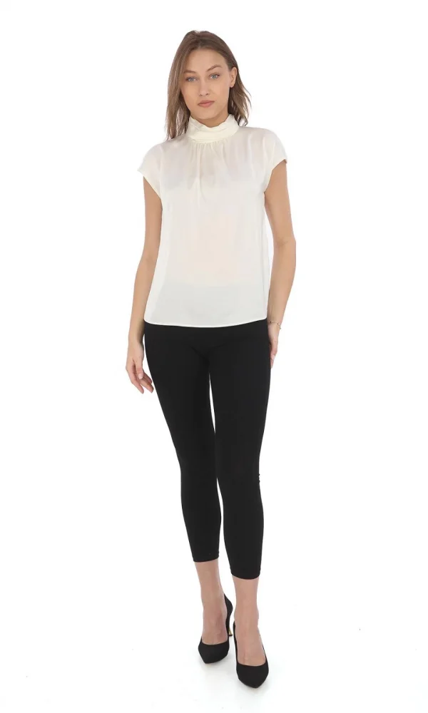 Yaka Drape Detaylı Saten Bluz 01-Ekru