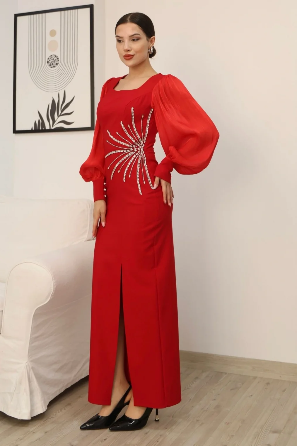 Taş Süslemeli Kare Yaka Balon Kol Yırtmaçlı Abiye Elbise 2345-Kırmızı