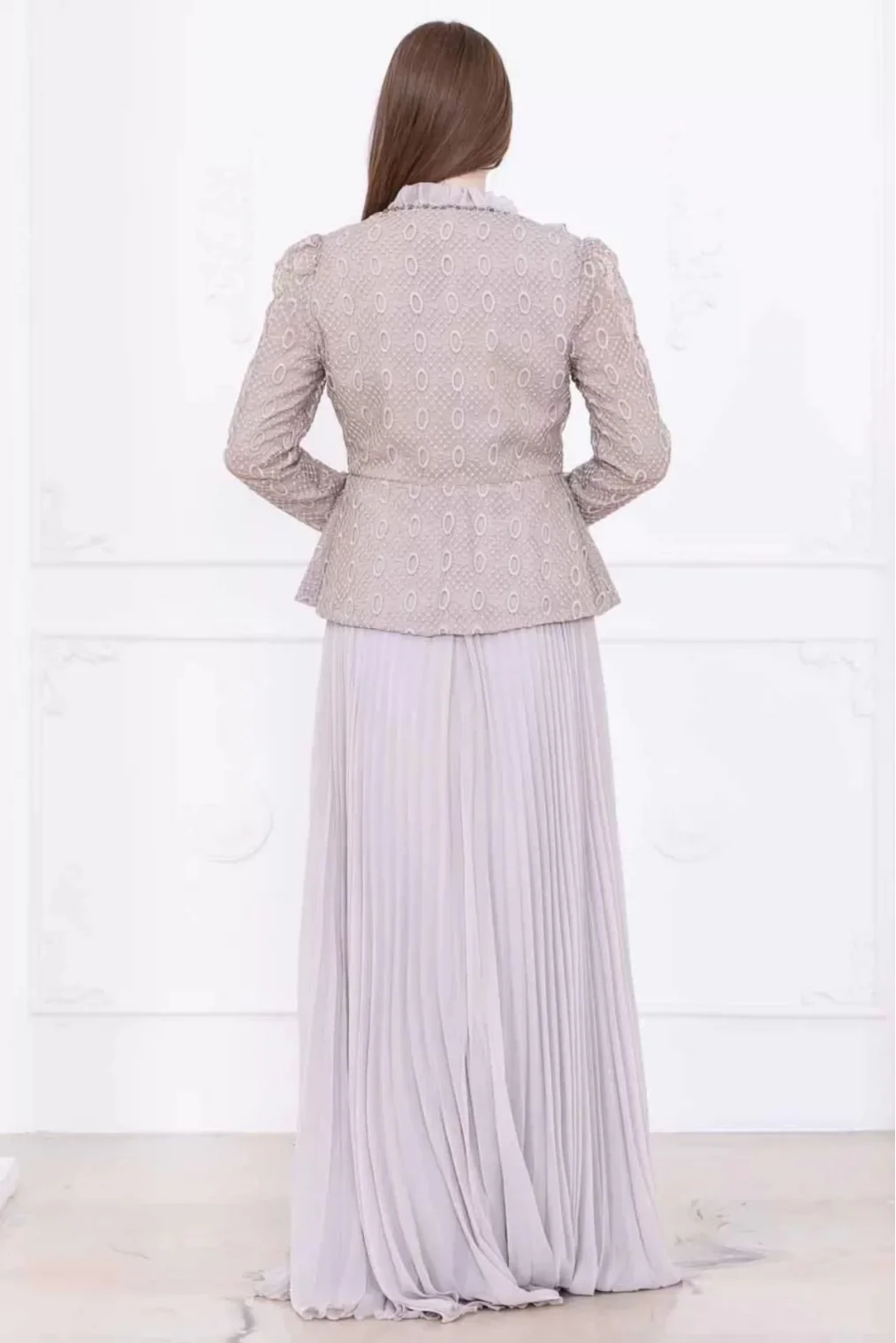 Dantelli Ceket ve Piliseli Elbiseli Şifon Abiye 2729-Bej