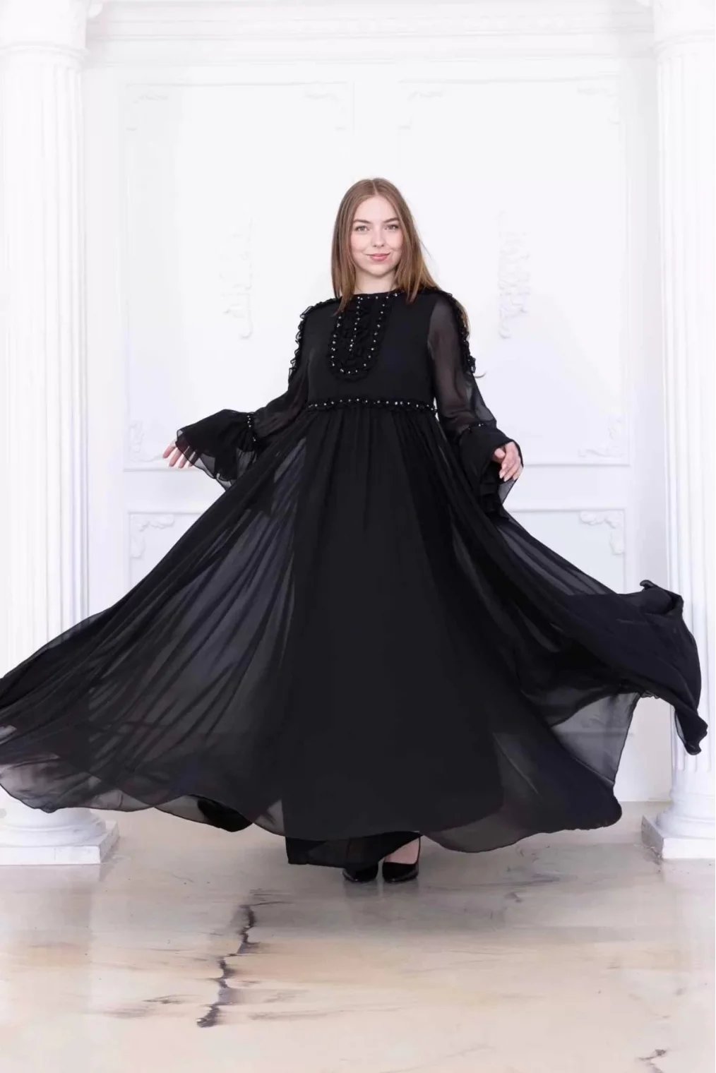 Fırfır Detaylı Boncuk İşlemeli Şifon Abiye 2730-Siyah