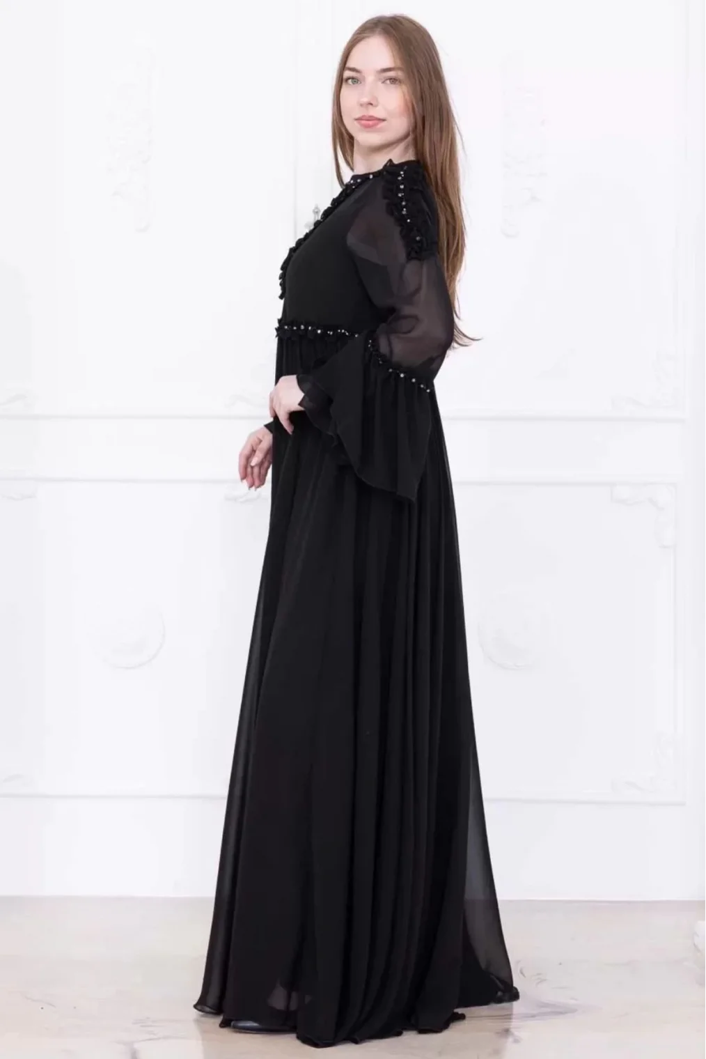 Fırfır Detaylı Boncuk İşlemeli Şifon Abiye 2730-Siyah