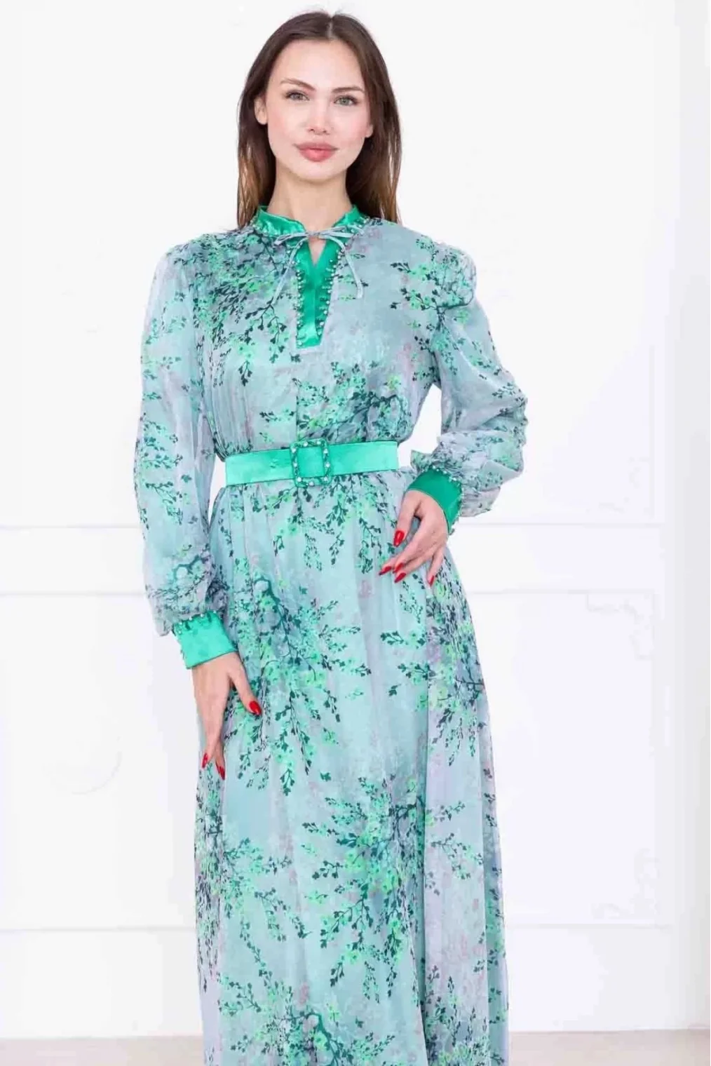 Yaka Bağlama Detaylı Boncuk İşlemeli Şifon Elbise 2735-Yeşil