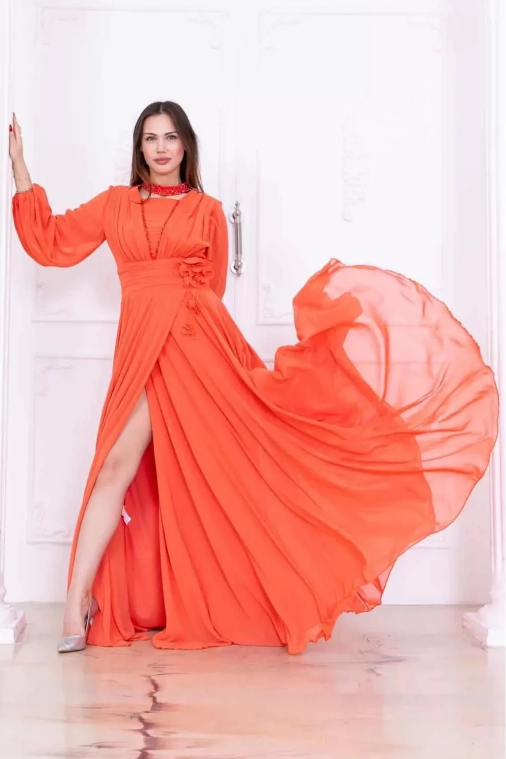 Yaka ve Çiçek Detaylı Abiye Elbise 2740-Oranj