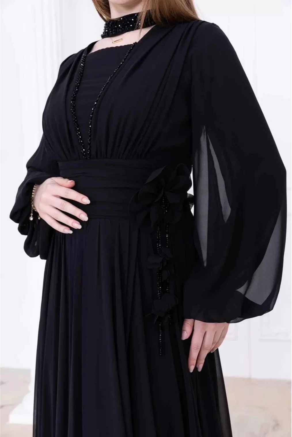 Yaka ve Çiçek Detaylı Abiye Elbise 2740-Siyah