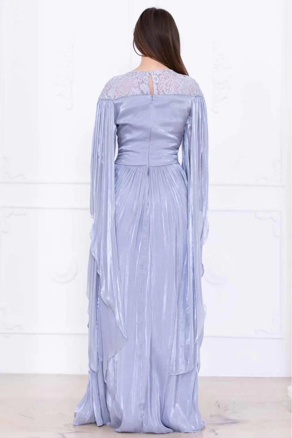 Dantel ve Pelerin Detaylı İşlemeli Abiye Elbise 2762-Gri