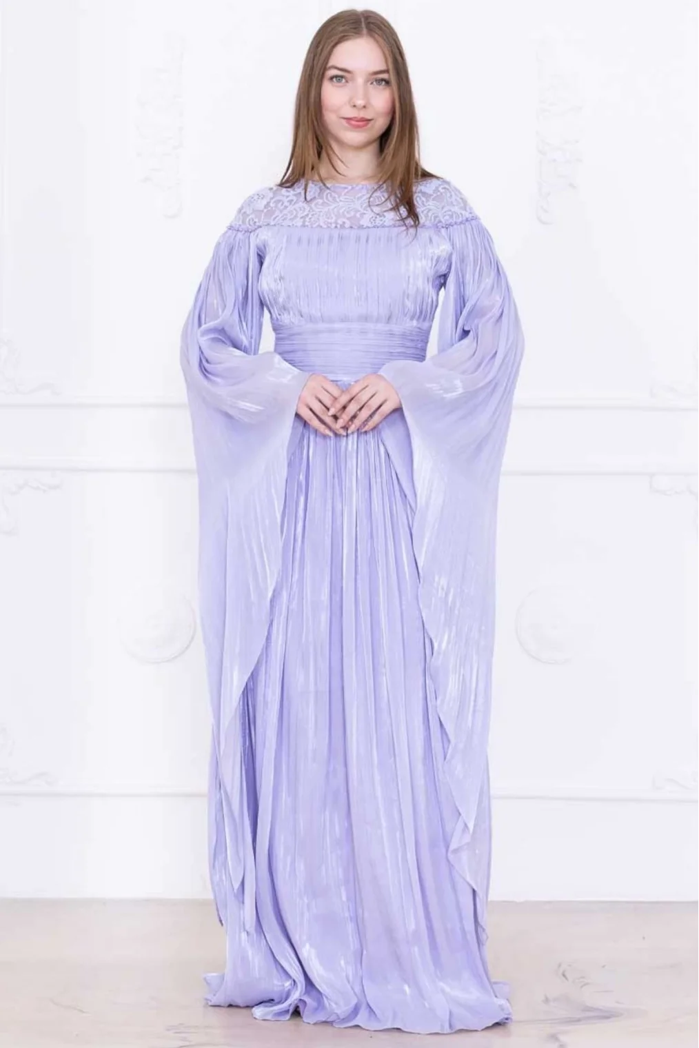 Dantel ve Pelerin Detaylı İşlemeli Abiye Elbise 2762-Lila