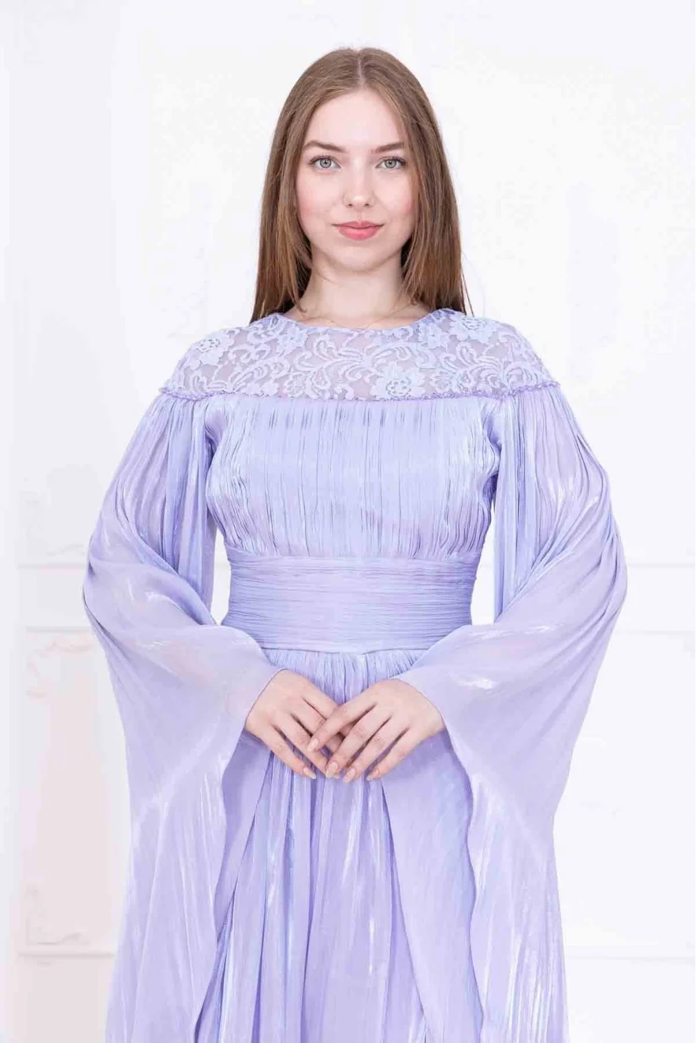 Dantel ve Pelerin Detaylı İşlemeli Abiye Elbise 2762-Lila