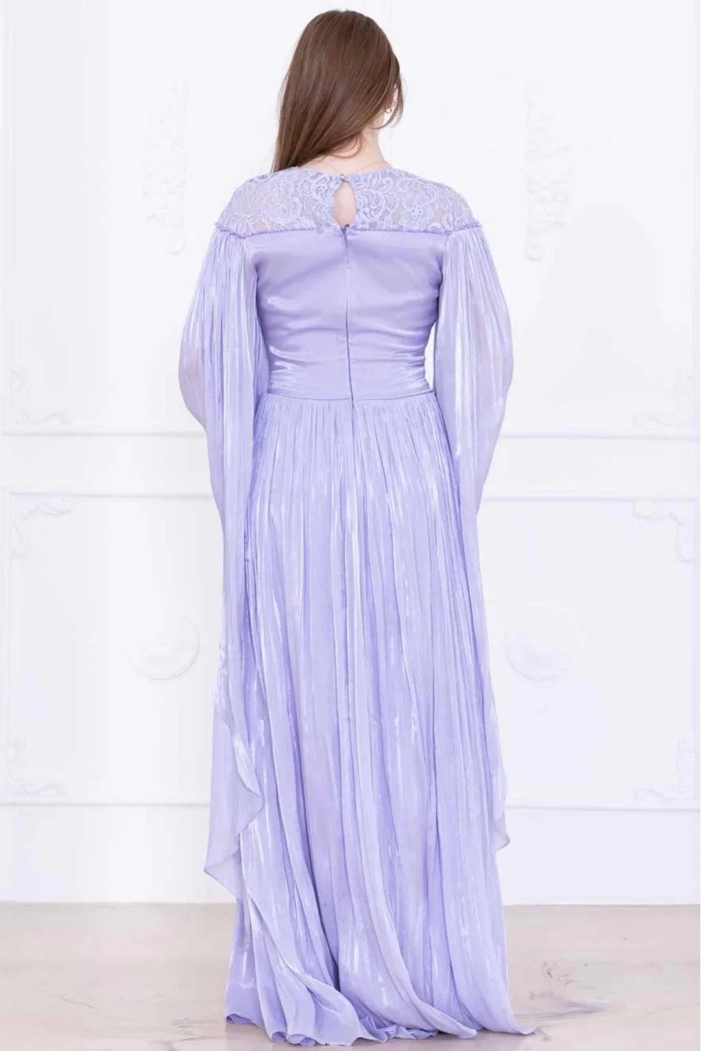 Dantel ve Pelerin Detaylı İşlemeli Abiye Elbise 2762-Lila