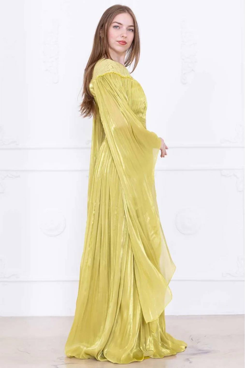 Dantel ve Pelerin Detaylı İşlemeli Abiye Elbise 2762-Olive