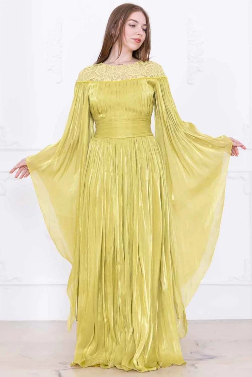 Dantel ve Pelerin Detaylı İşlemeli Abiye Elbise 2762-Olive