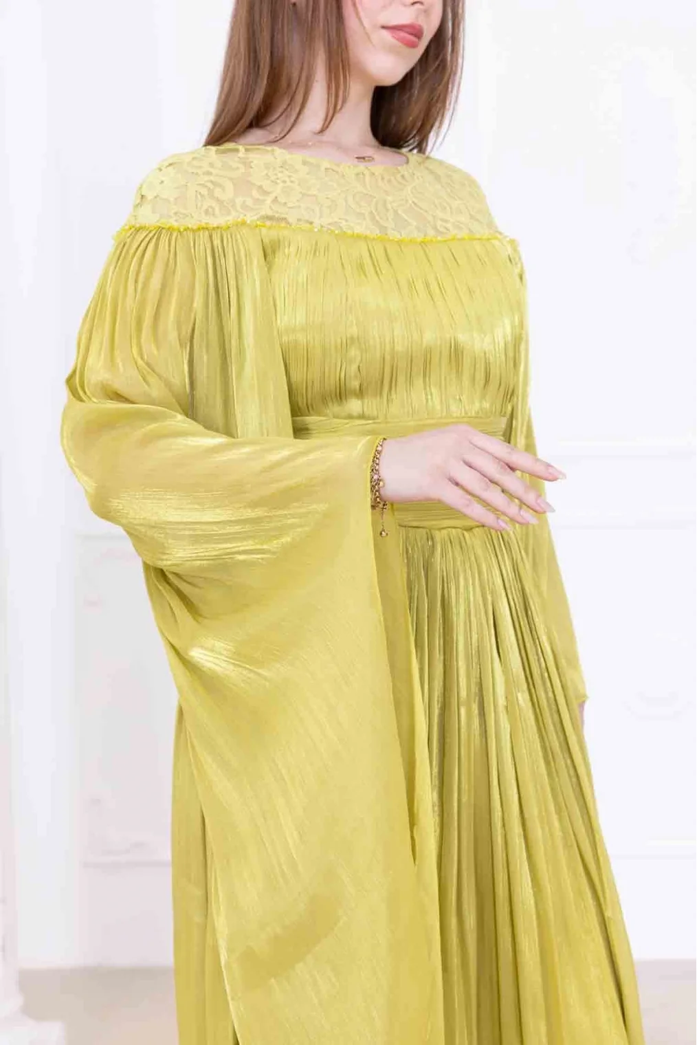 Dantel ve Pelerin Detaylı İşlemeli Abiye Elbise 2762-Olive