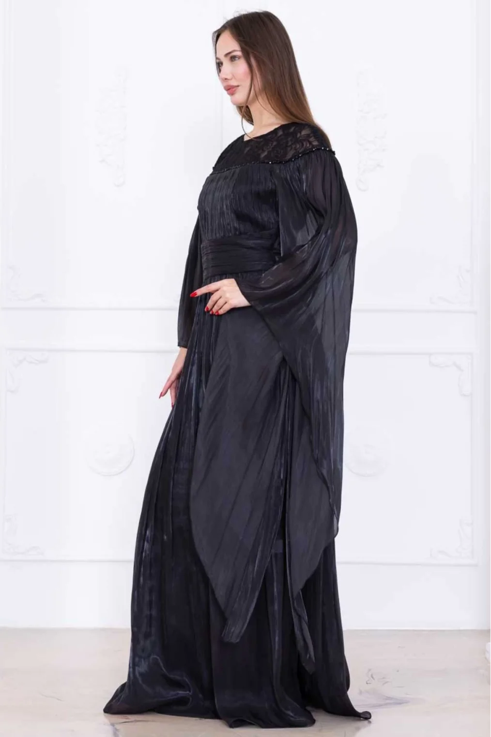 Dantel ve Pelerin Detaylı İşlemeli Abiye Elbise 2762-Siyah