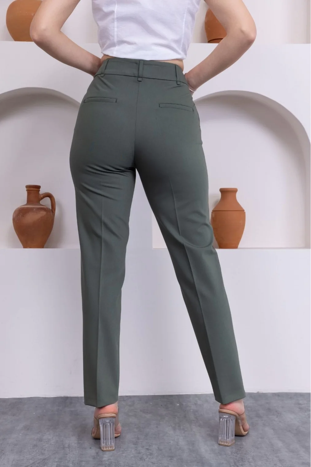 Cep Detaylı Bilek Boy Kadın Kumaş Pantolon 3144-Haki