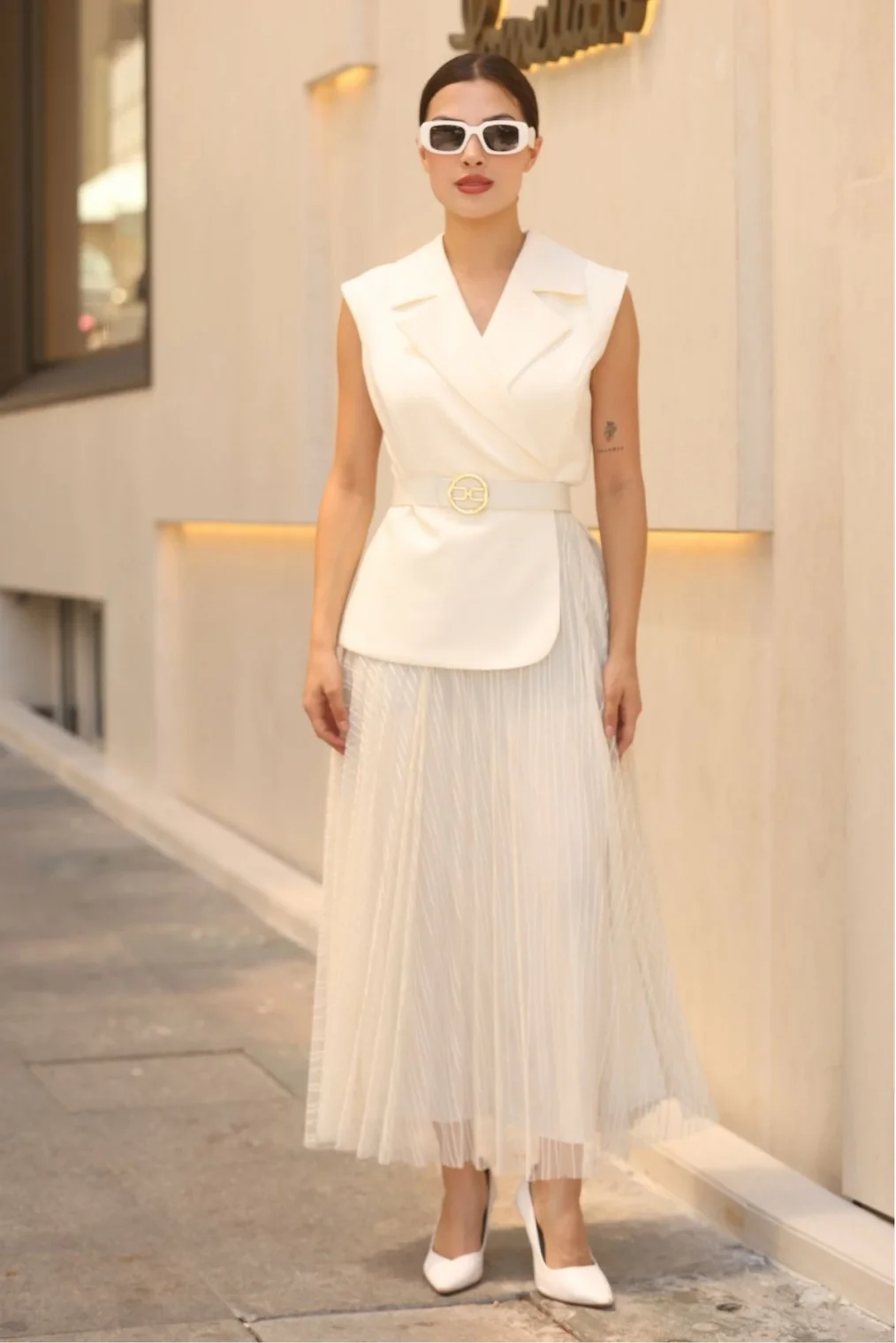 Eteği Piliseli Kemerli Abiye Elbise 2390-Beyaz