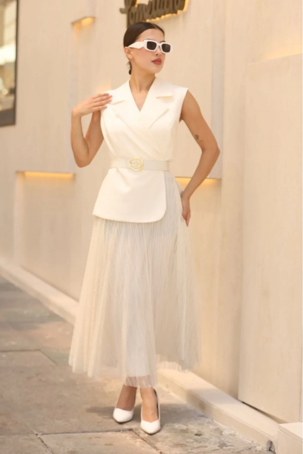 Eteği Piliseli Kemerli Abiye Elbise 2390-Beyaz