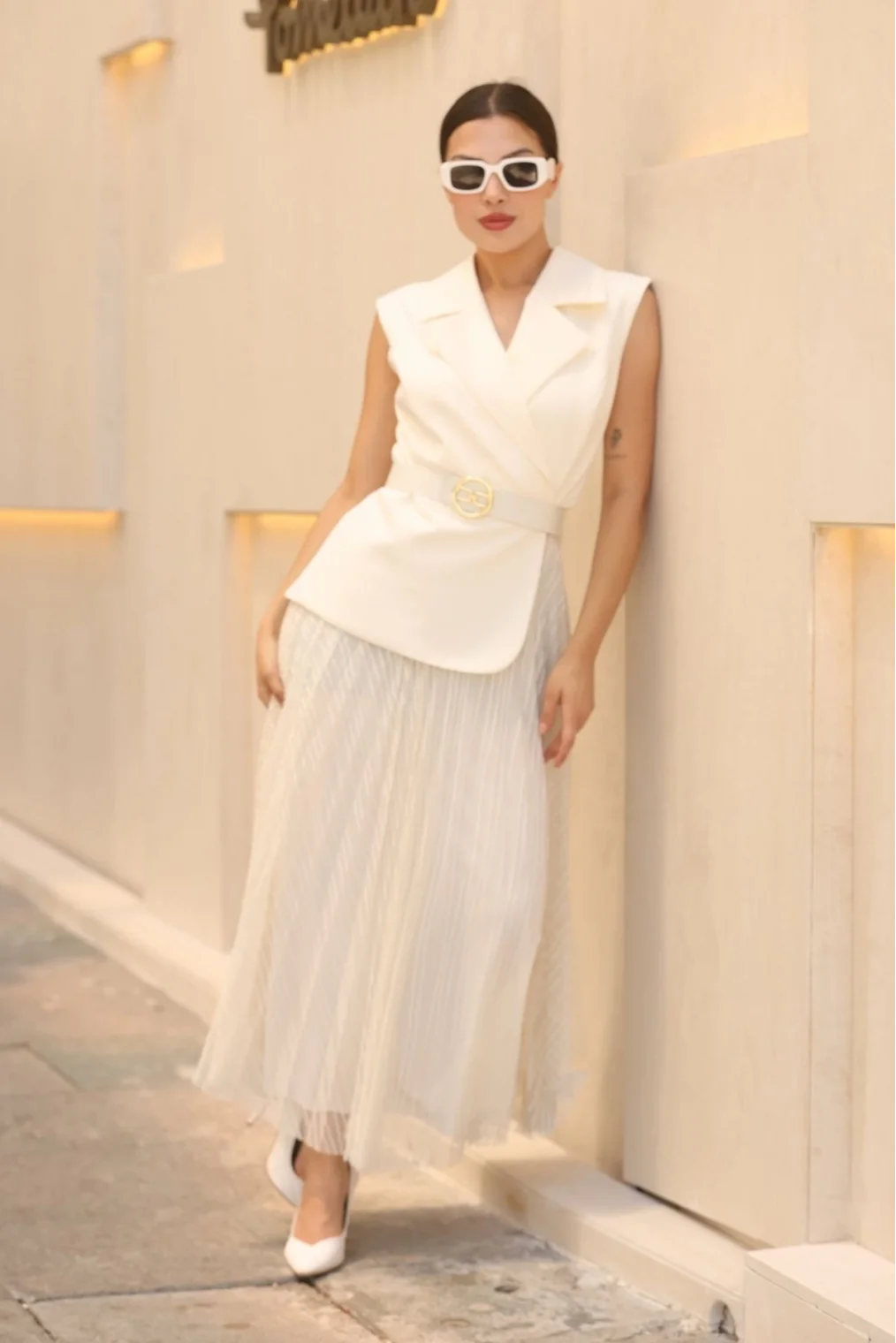 Eteği Piliseli Kemerli Abiye Elbise 2390-Beyaz