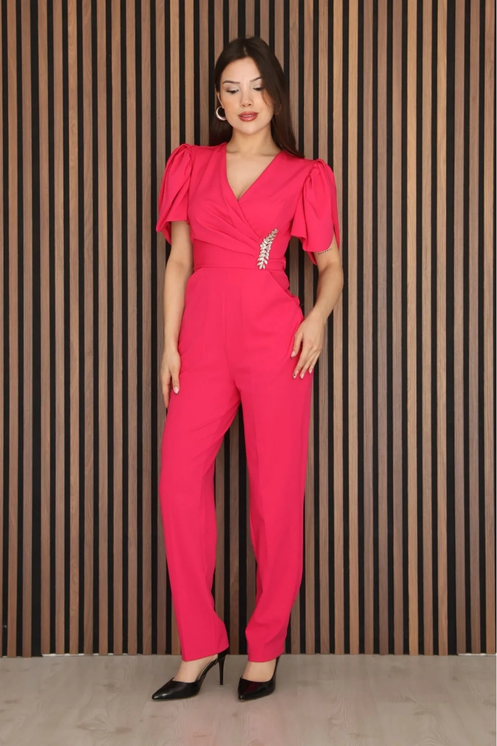 Pile ve Taş Detaylı V Yaka Tulum 2190-Fuşya