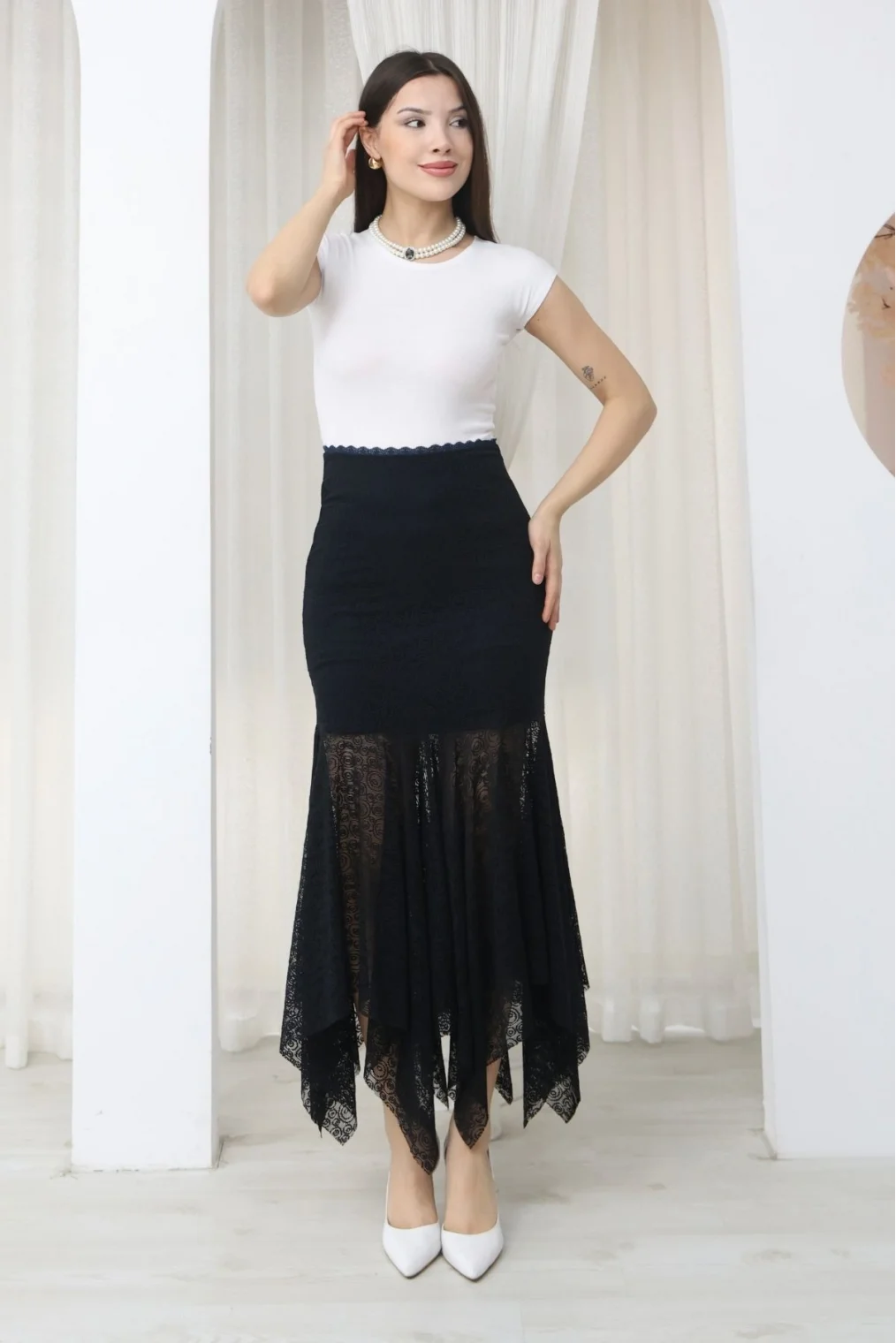 Asimetrik Kesim Dantel Etek 6077-Lacivert