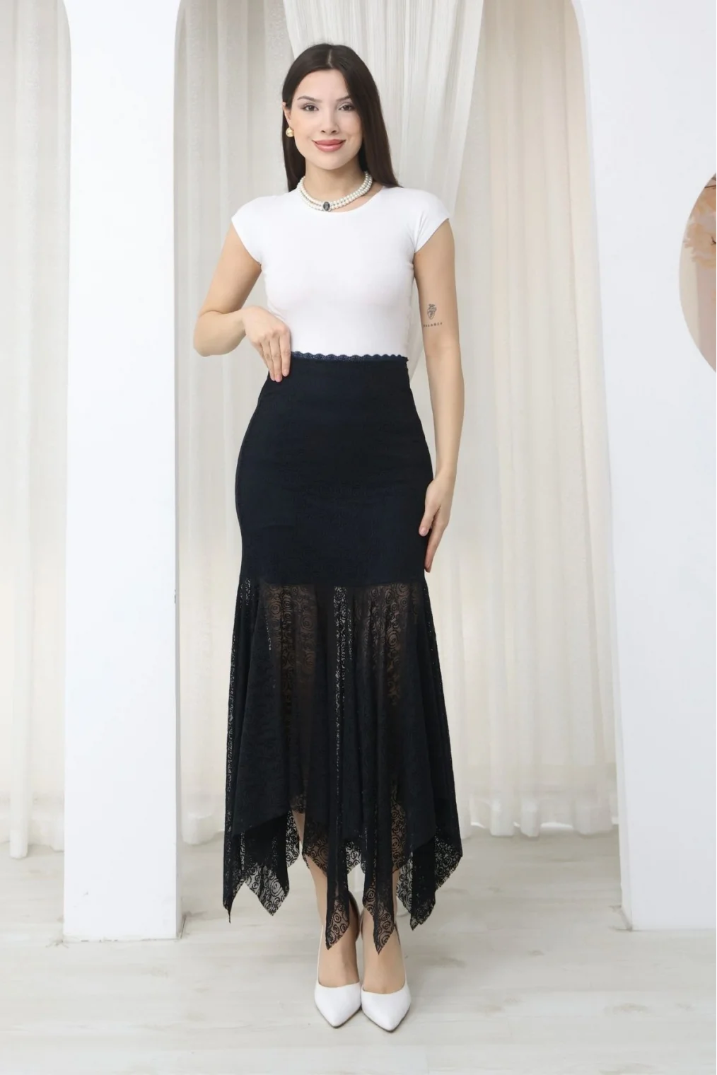 Asimetrik Kesim Dantel Etek 6077-Lacivert