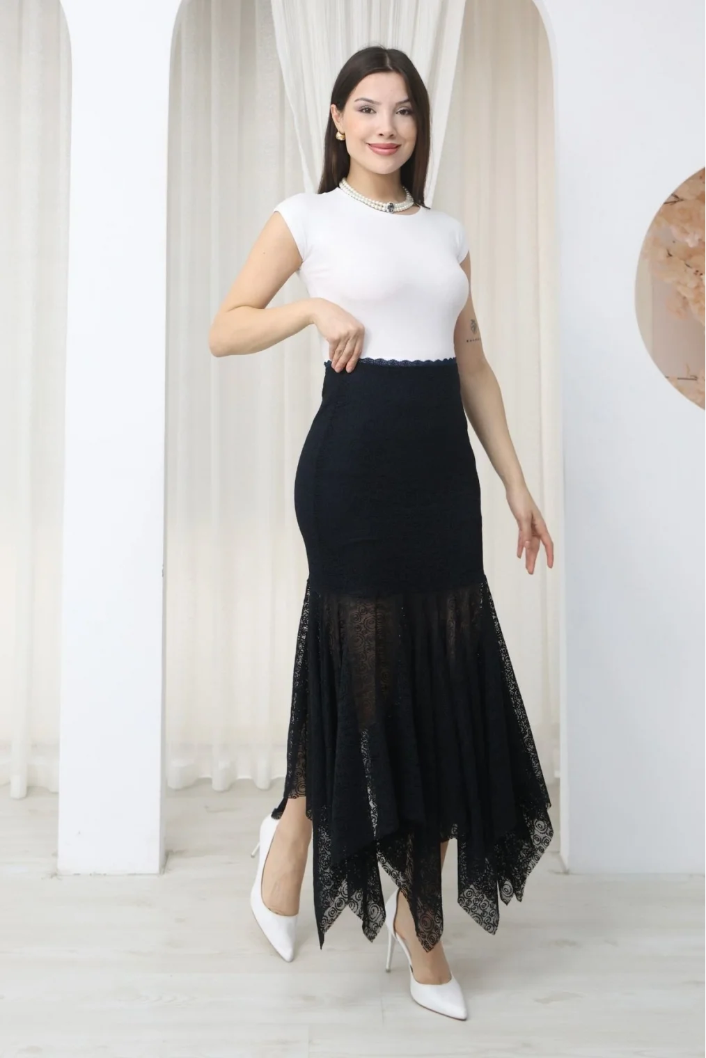 Asimetrik Kesim Dantel Etek 6077-Lacivert