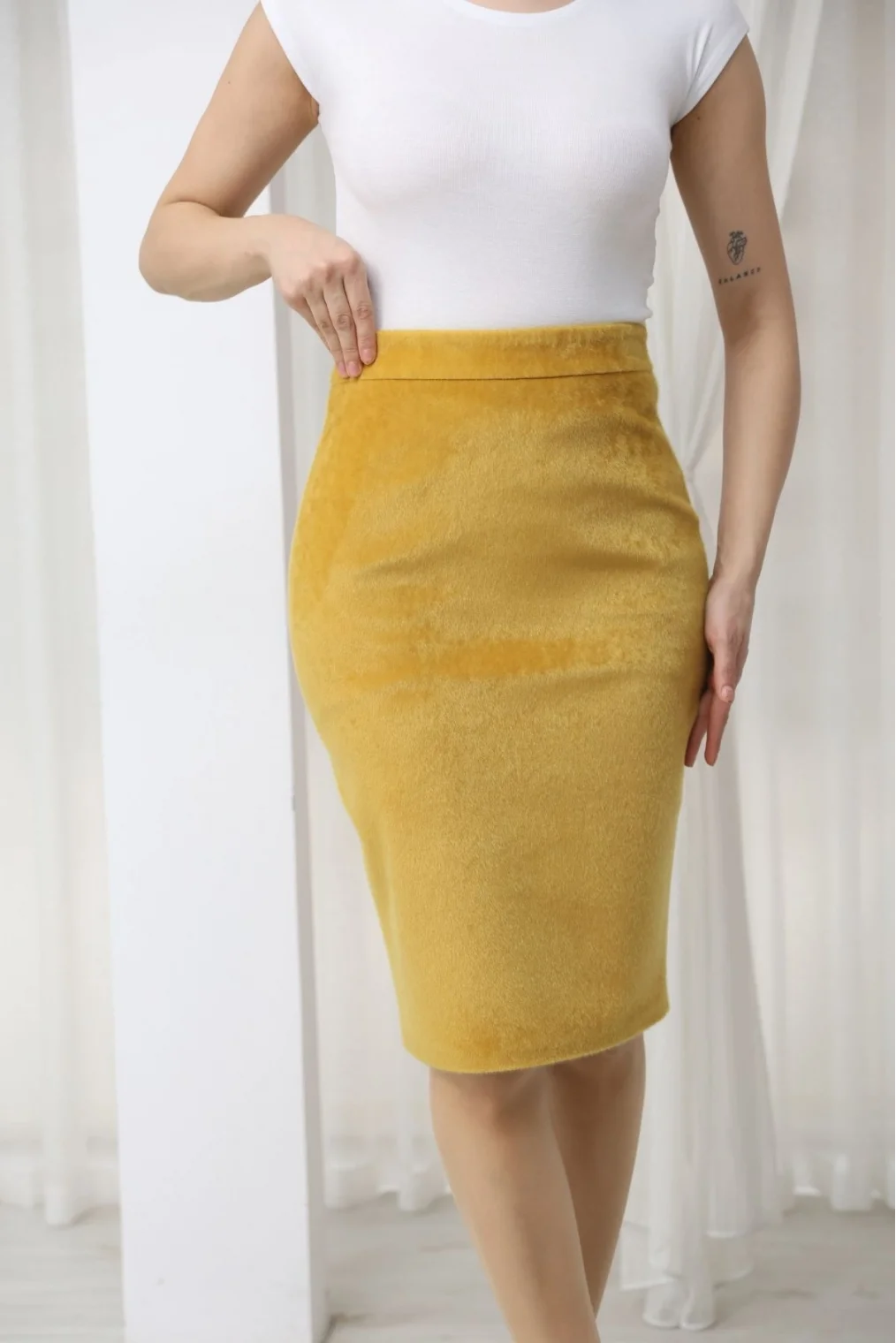 Premium Fok Kumaş Midi Kalem Etek 6078-Sarı