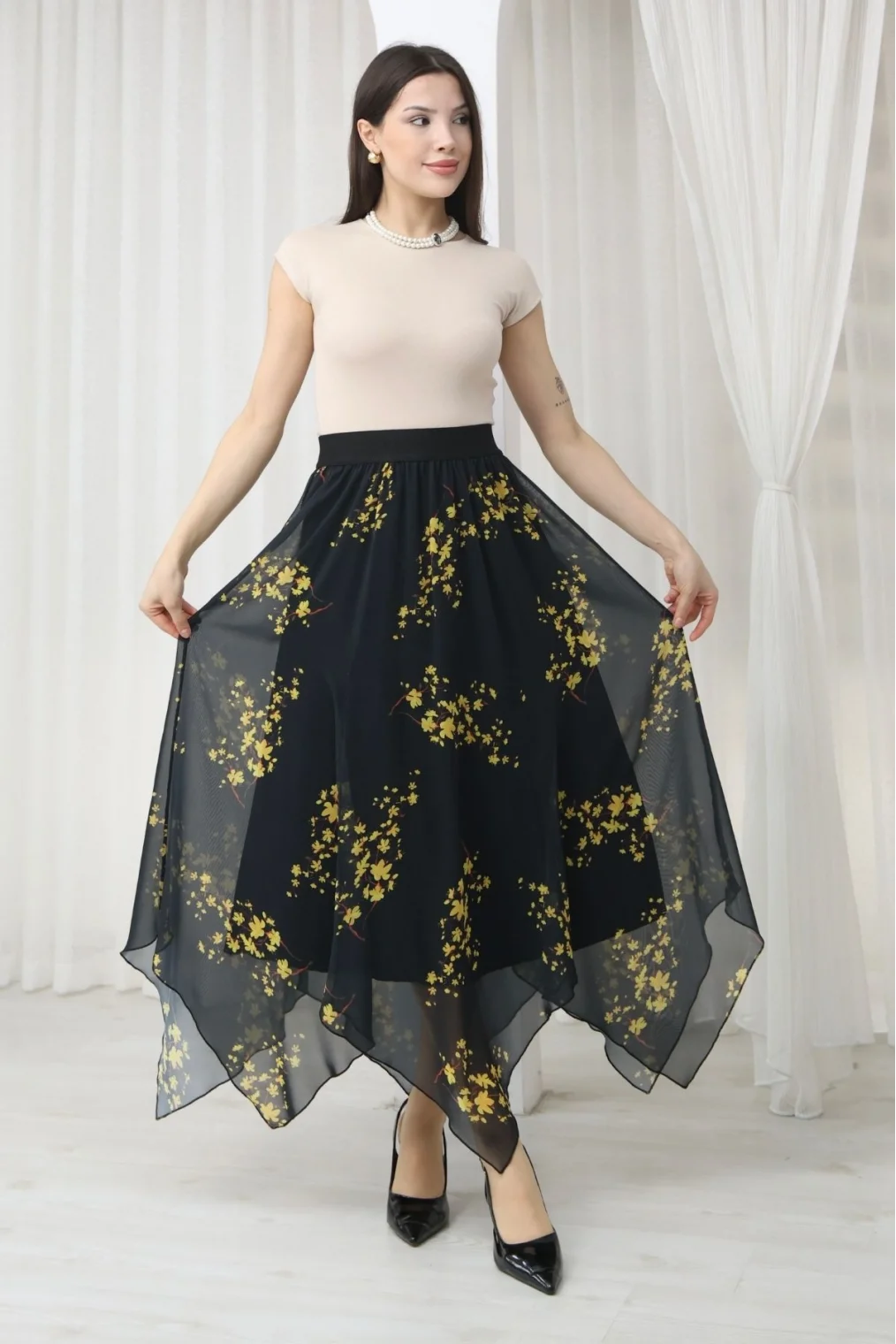 Beli Lastikli Asimetrik Şifon Etek 6071-Siyah / Sarı