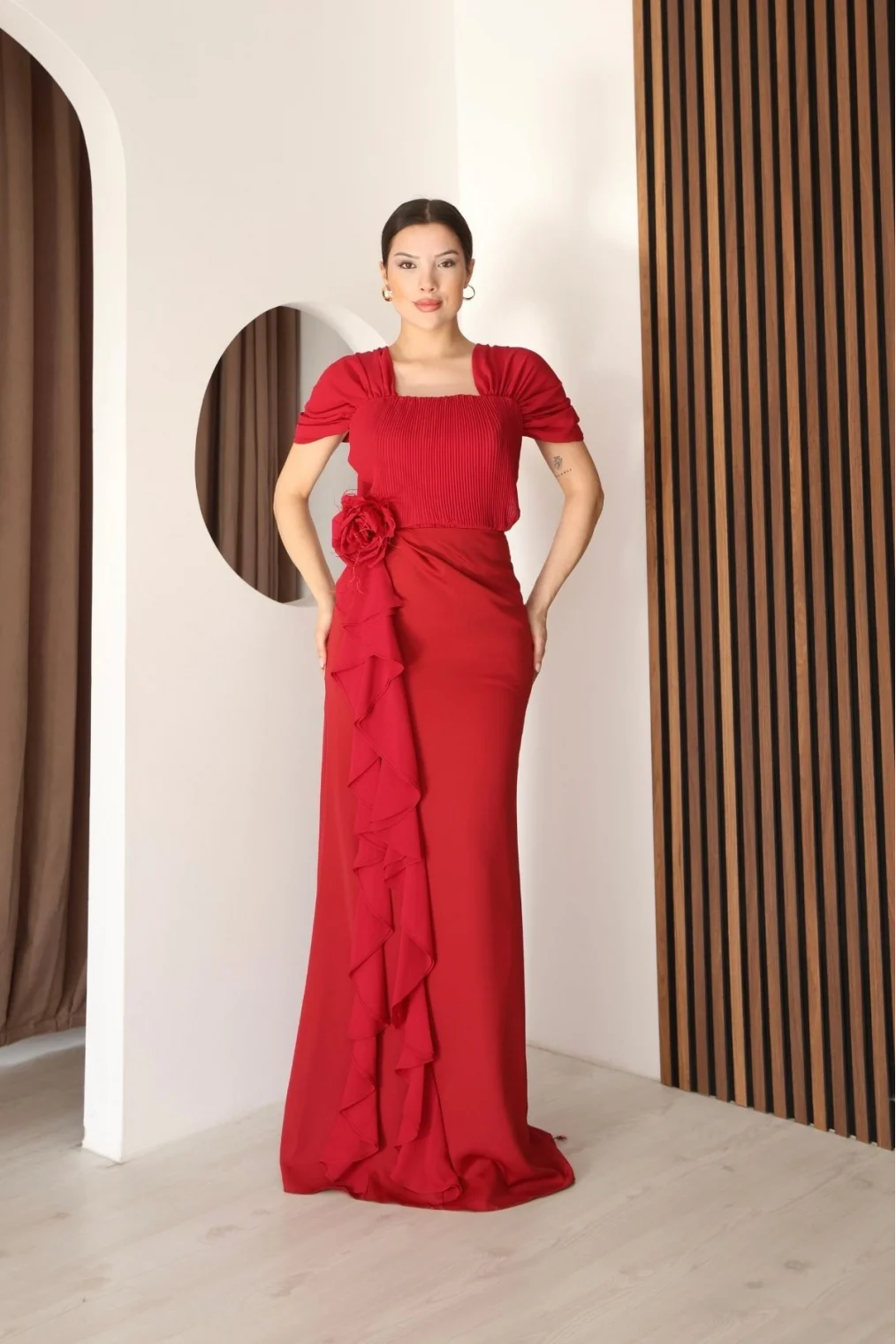 Piliseli ve Şifon Detaylı Uzun Abiye Elbise 2391-Kırmızı