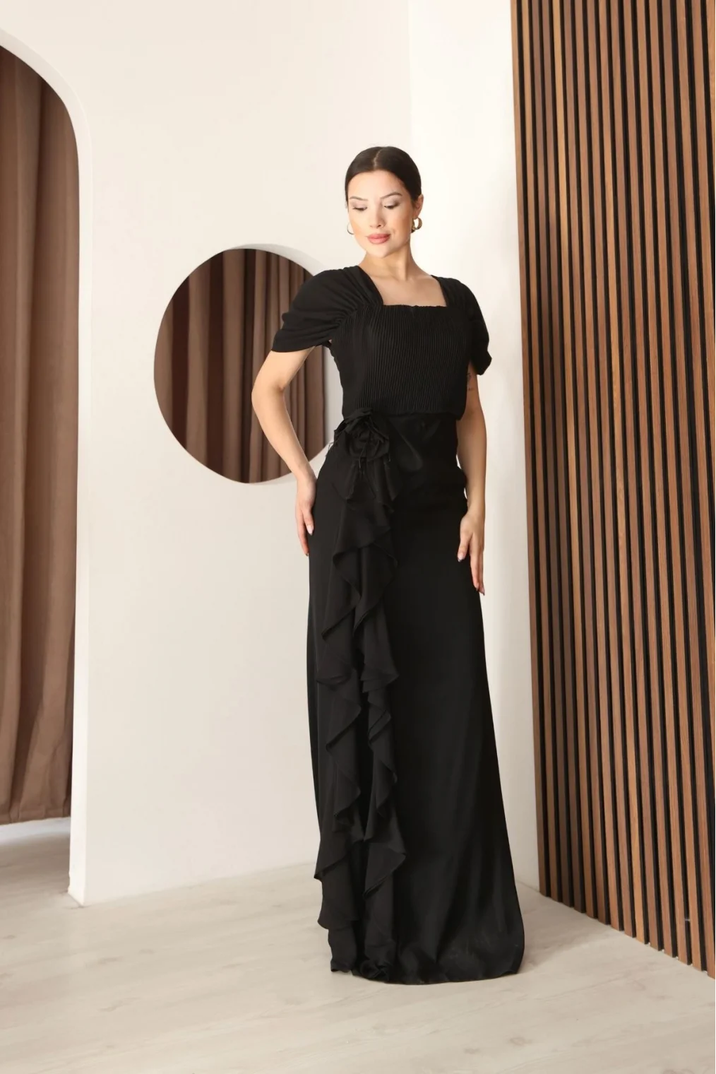 Piliseli ve Şifon Detaylı Uzun Abiye Elbise 2391-Siyah