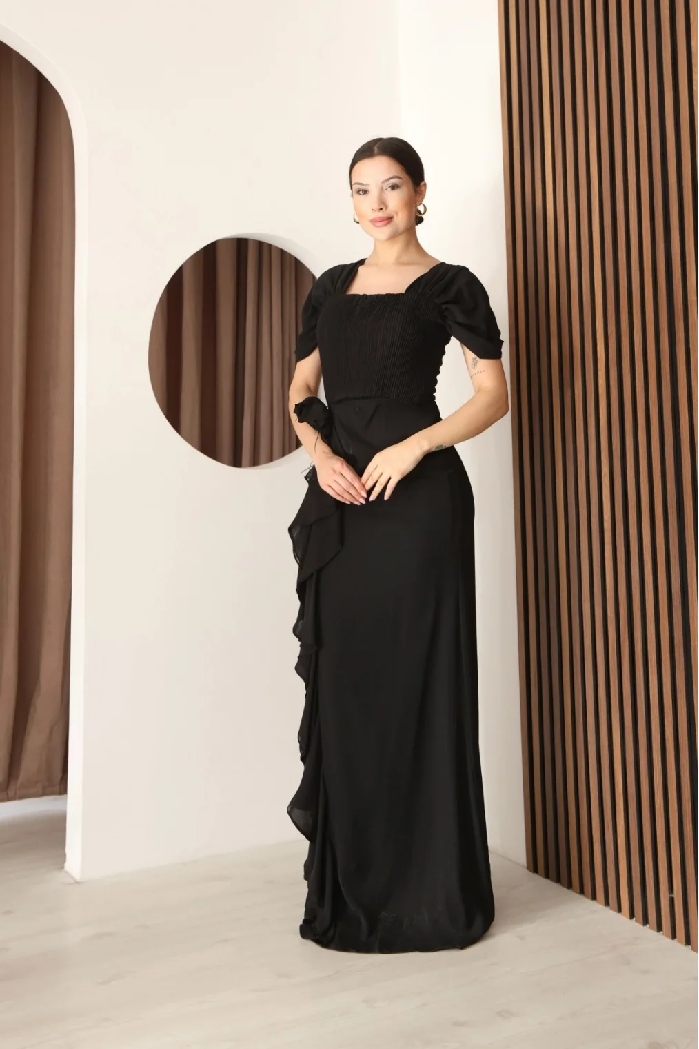 Piliseli ve Şifon Detaylı Uzun Abiye Elbise 2391-Siyah