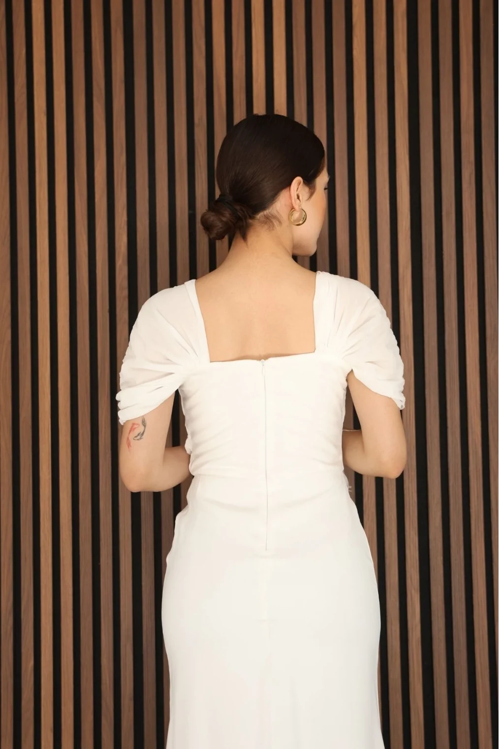 Piliseli ve Şifon Detaylı Uzun Abiye Elbise 2391-Beyaz