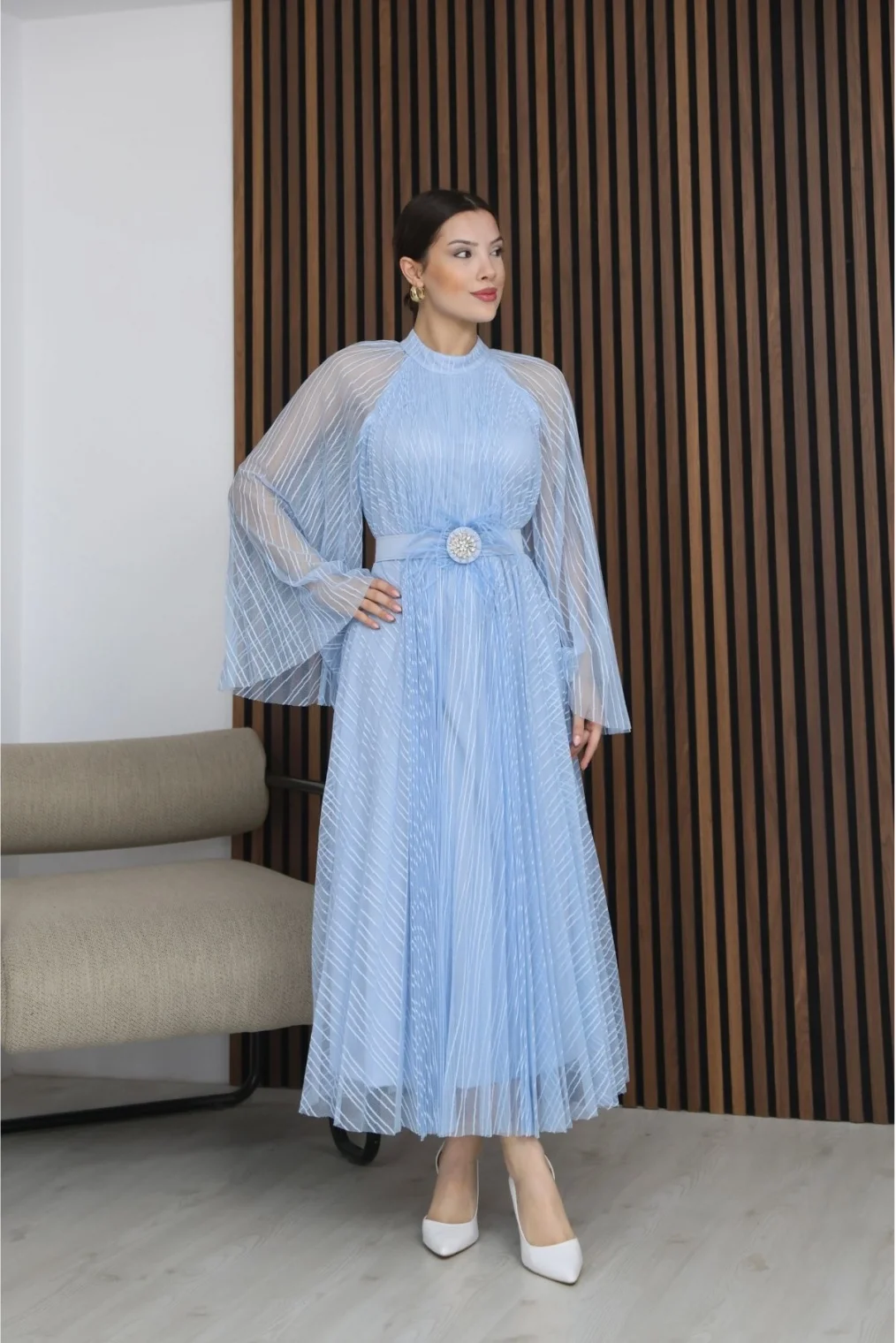 Pilise Detaylı Kemerli Rahat Form Tül Elbise 2305-Bebe Mavisi