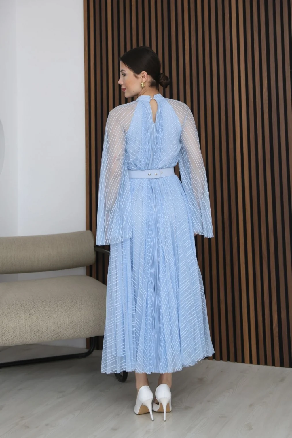 Pilise Detaylı Kemerli Rahat Form Tül Elbise 2305-Bebe Mavisi