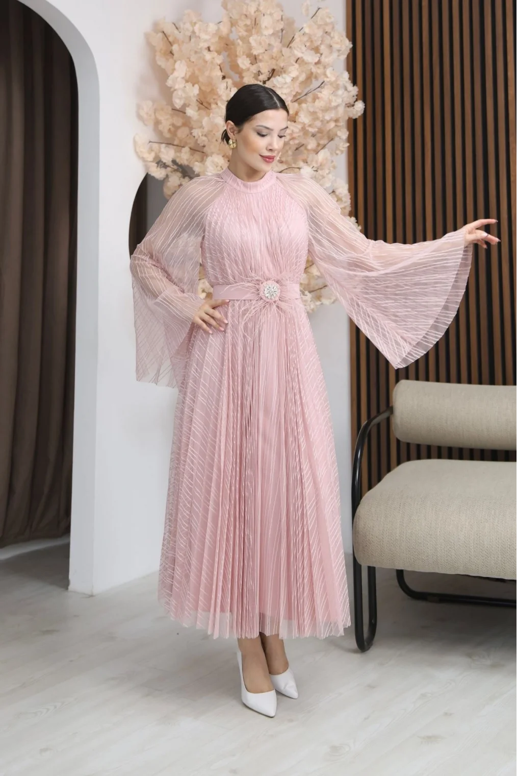 Pilise Detaylı Kemerli Rahat Form Tül Elbise 2305-Pudra