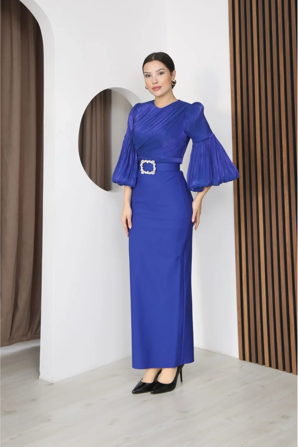 Göğüs Büzgü Detaylı Balon Kol Kalem Midi Elbise 2293-Saks