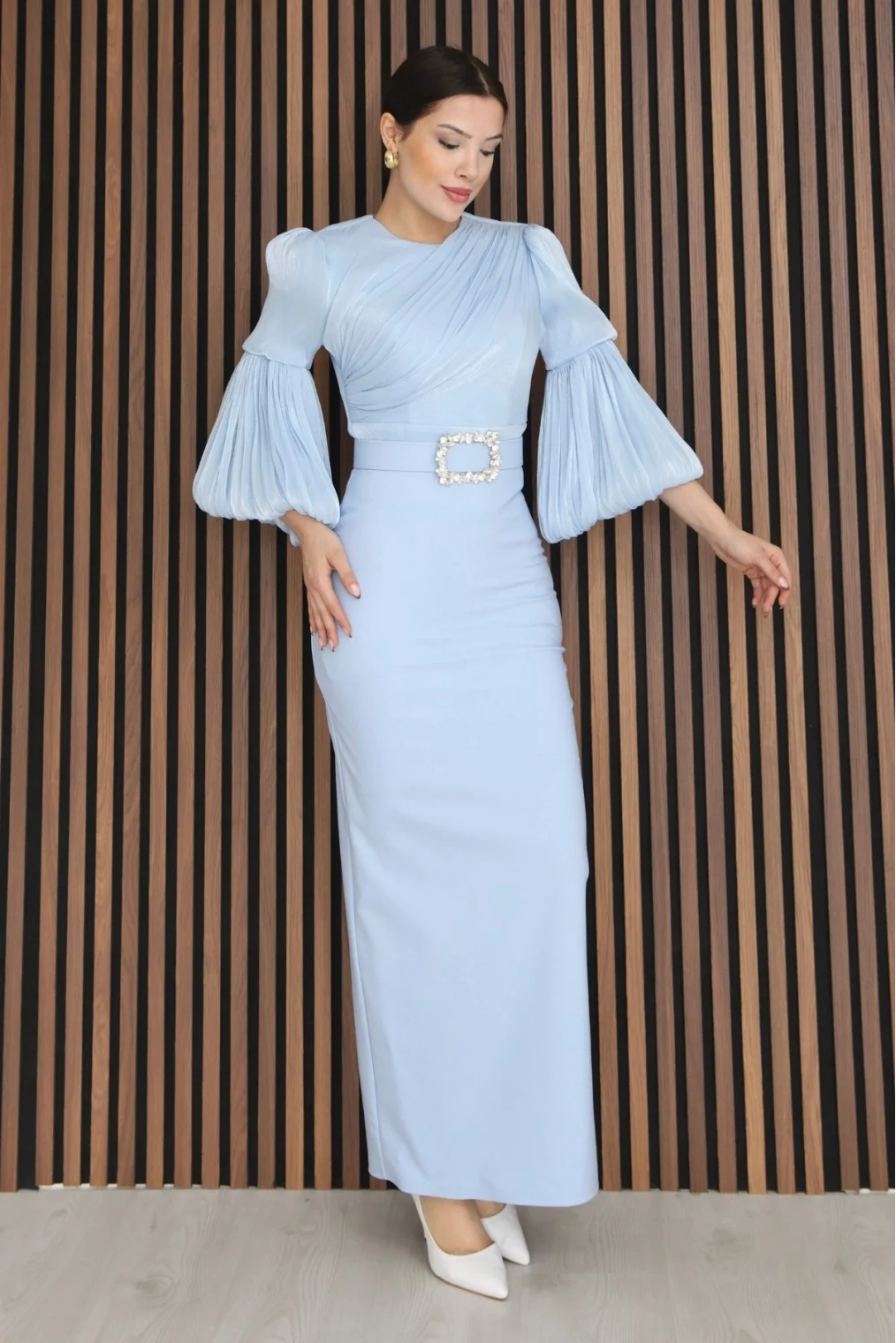 Göğüs Büzgü Detaylı Balon Kol Kalem Midi Elbise 2293-Bebe Mavisi