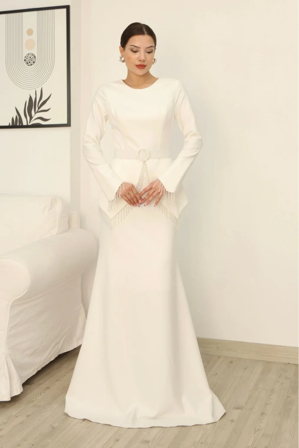 Boncuk Detaylı Kemerli Abiye Elbise 2302-Beyaz