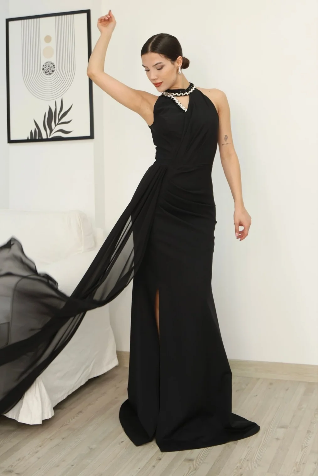 Taş Detaylı Pileli Abiye Elbise 2341-Siyah