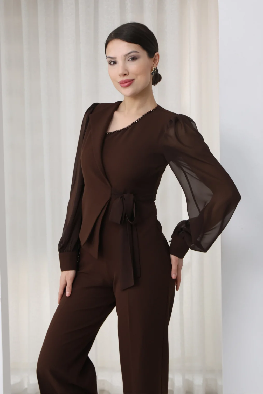 Nursel Ergin Bağlama Detaylı Asimetrik Yaka Tulum 6043-Kahverengi