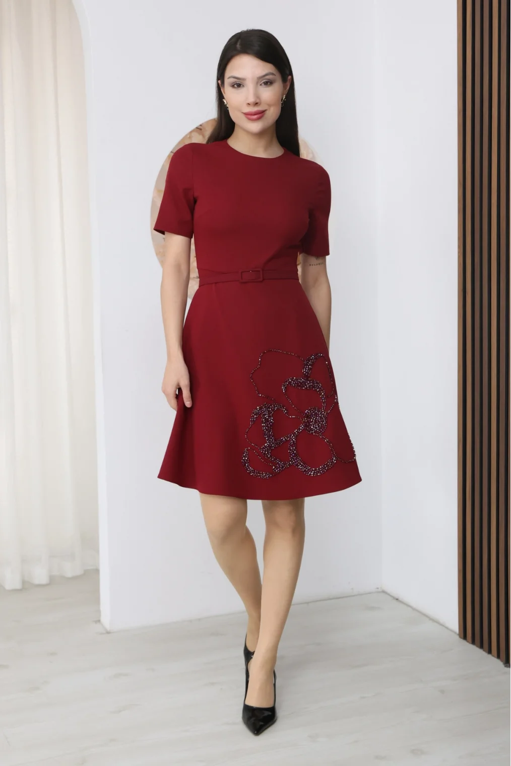Nursel Ergin İşleme Detaylı Kemerli Elbise 6082-Bordo