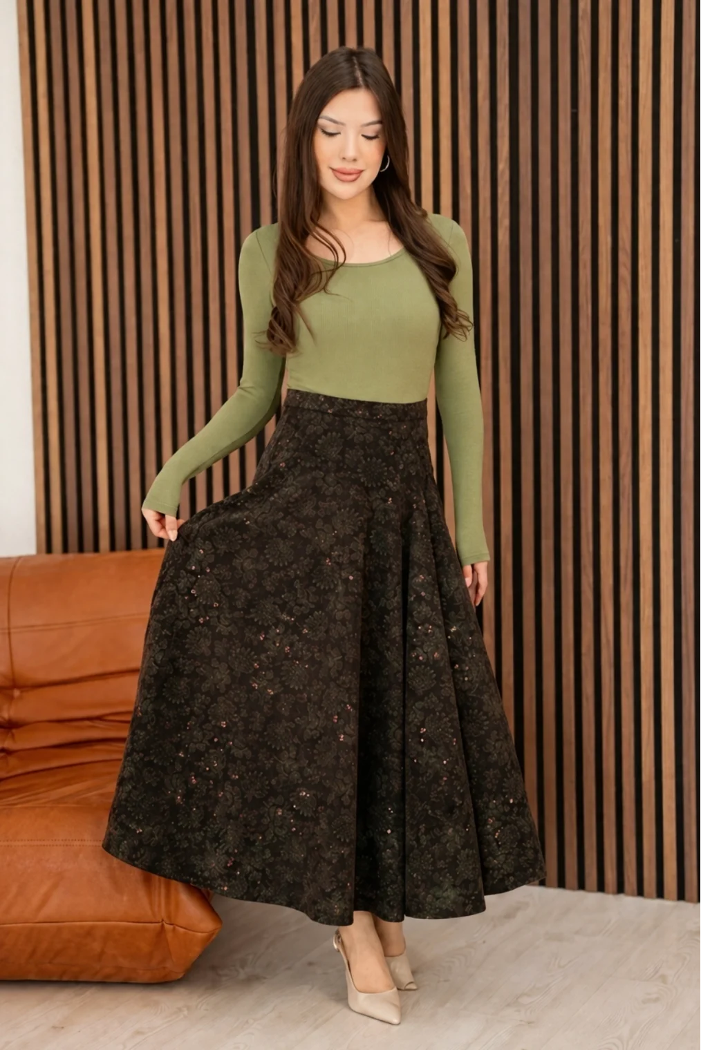 Baskılı ve Payetli Kadife Uzun Kloş Etek 6079-Kahve/Yeşil