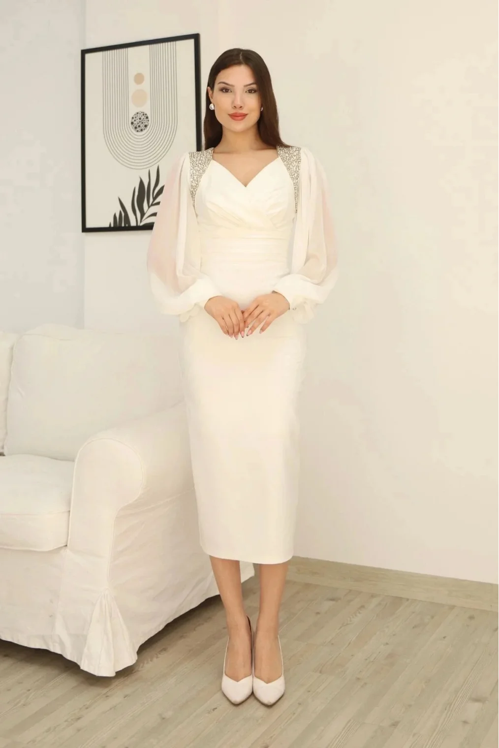 İşlemeli Omuz Detaylı Balon Kollu Kruvaze Yaka Midi Elbise 2326/1-Beyaz