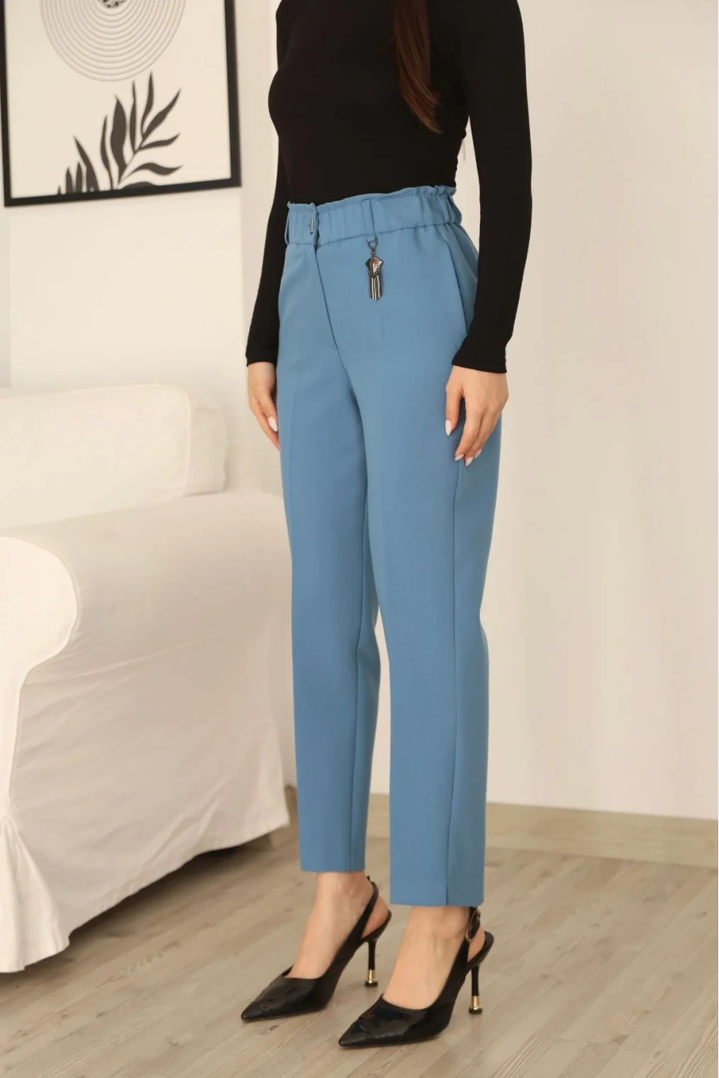 Aksesuar Detaylı Beli Lastikli Kumaş Pantolon 6119-Açık Mavi